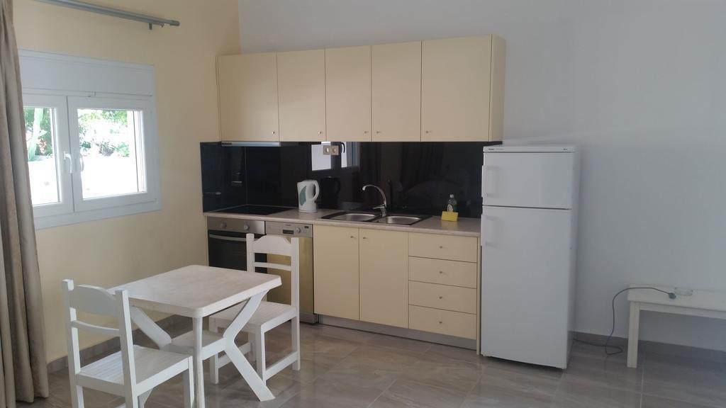 Antonios Hotel Apartments Mátala Szoba fotó